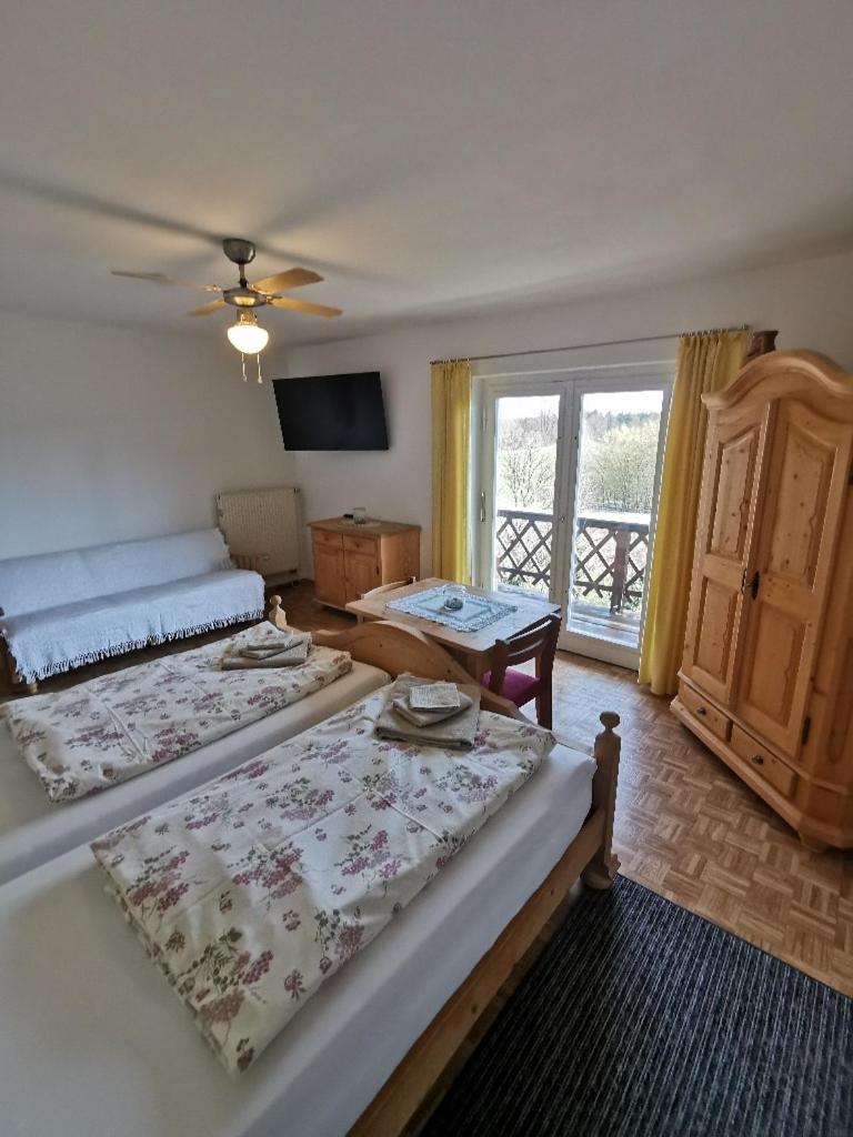 Josefine Apartment *